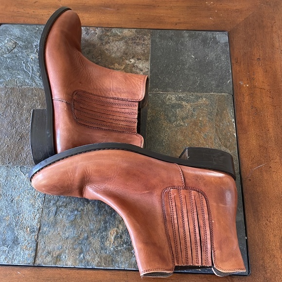 Bella-Vita brown leather ankle boots - Picture 7 of 11
